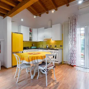 Authentic Relax: 10 Minutes From The Heart Of Town Appartamento